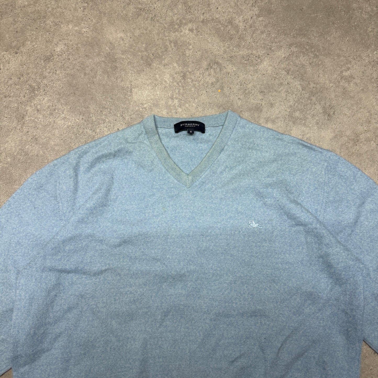 Burberry V Neck  Jumper Size M Blue